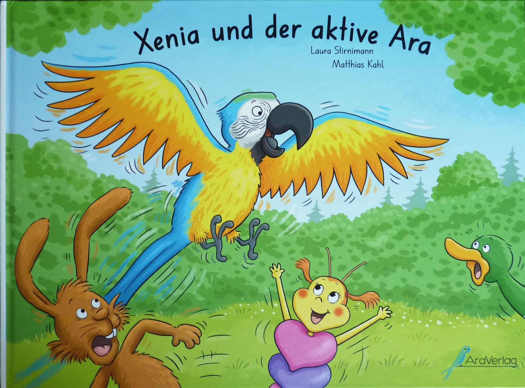 Xenia und der aktive Ara
