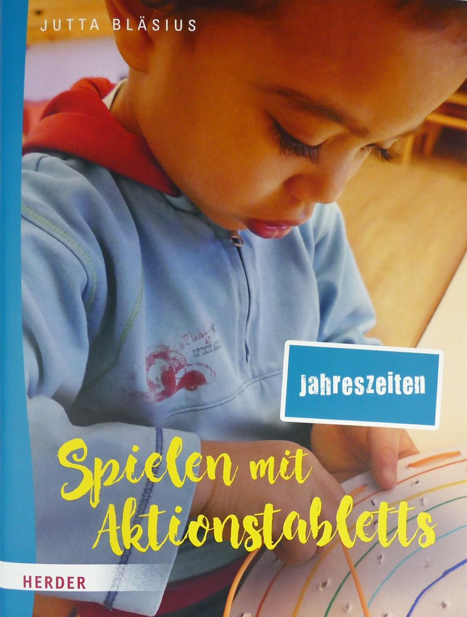 Spielen mit Aktionstabletts: Jahreszeiten Spielen mit Aktionstabletts: Jahreszeiten